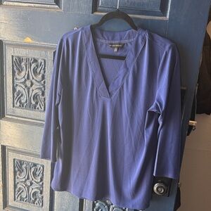 Banana Republic Women's Deep Blue V-Neck Long Sleeve Top